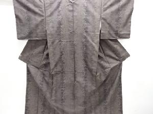 クリスマスセール大特価品　未使用品　草葉模様織り出し本場泥大島紬着物(9マルキ)